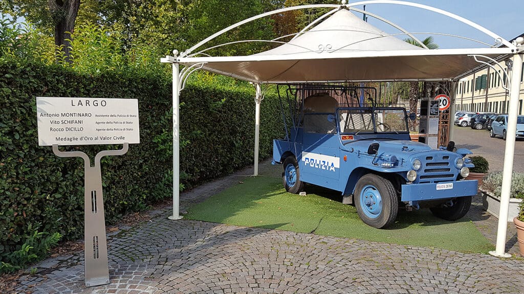 Alter Fiat Geländewagen in der Kaserne von Peschiera del Garda.